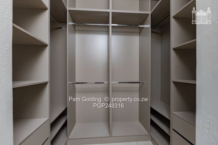 Ready To Move In First Floor 2 Bed Apartment