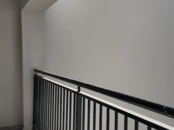 2 Bedroom Flat & Apartment