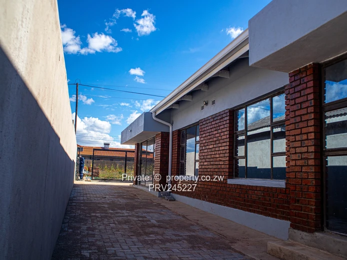 A beautiful newly built House for sale in Mabvazuva