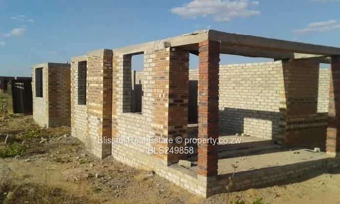 incomplete 3 Bedroomed house for sale in Ruwa Adelaide 