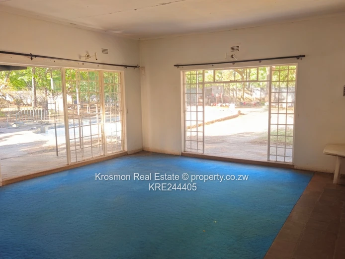 Marondera/winstonpark 5-Bed Home on 4250m² 
