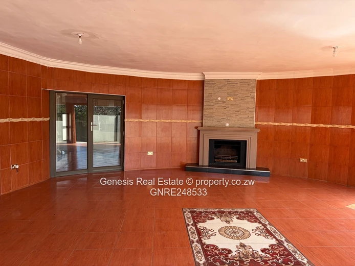Palatial double story for sale in Gletwin