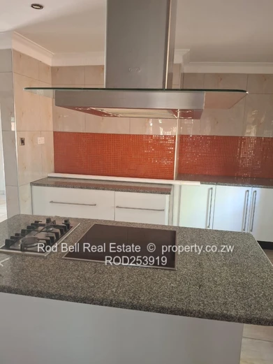Chisipite 3-Bed with Modern Kitchen & Garden