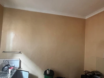 2 Bedroom Flat & Apartment