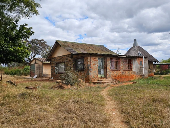 Farm & Agricultural Land