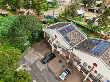 2 Bedroom Flat & Apartment