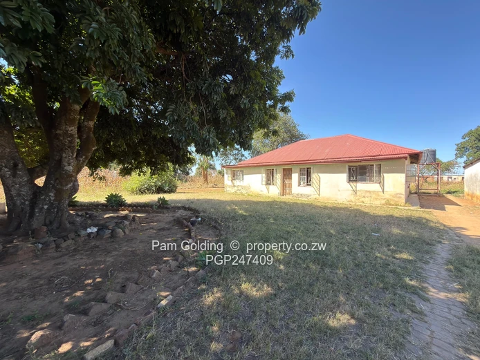 Montgomery Property For Sale. Good Buy.   (Sole Mandate)
