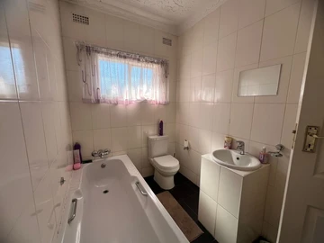2 Bedroom Cottage