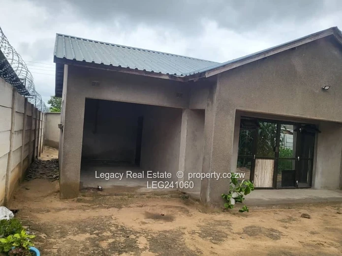 Ready for Deed: 3-Bedroom House on 375m² Stand