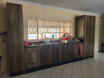 5-Bedroom House for Sale in Upscale Borrowdale, Harare North