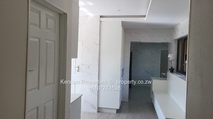 Recently upgraded furnished house in Greystone Park