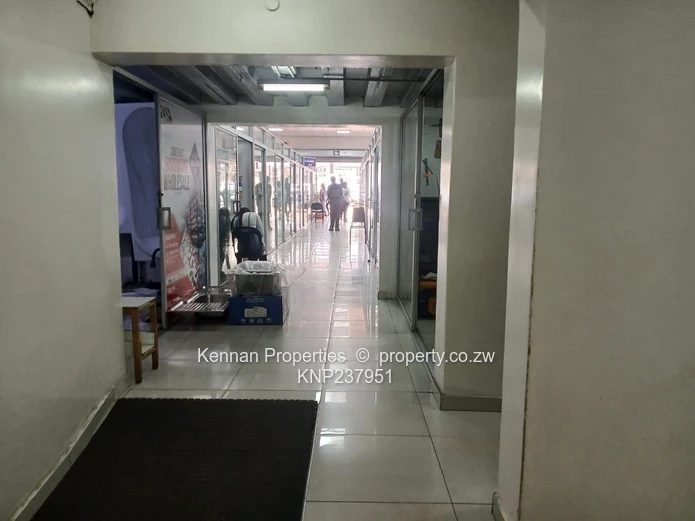 Prime spot ! 595 sqm in the heart of Harare’s CBD