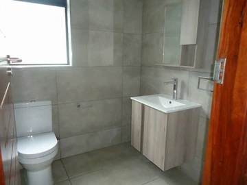 3 Bedroom Garden Flat