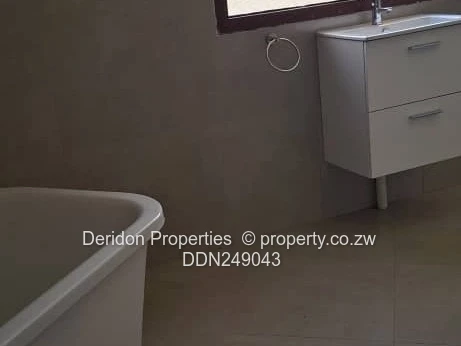 Shawasha Hills: 5-Bed Family Home with Pool & Borehole