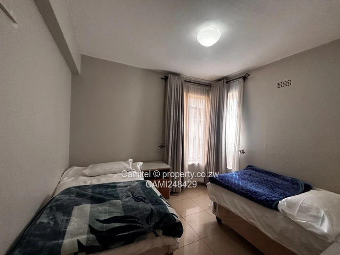 Newbury Avenues: Fully Furnished 2-Bed Flat with Borehole