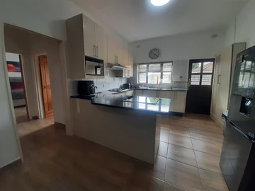 Neat 2 bed fully furnished cottage in Highlands
