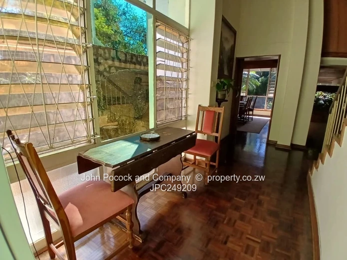 An Executive Sanctuary of Light, Space and Privacy (Sole Mandate)
