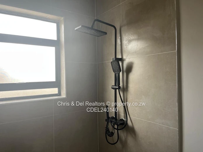 Modern 4 Bedroomed House on Corner Stand