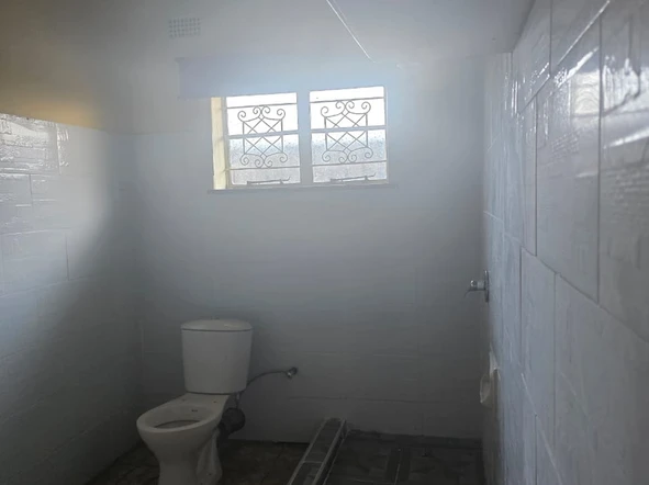6 Bedroom House