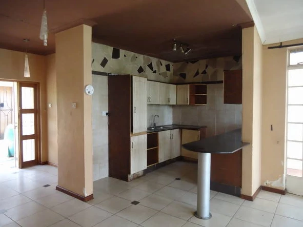 3 Bedroom Garden Flat