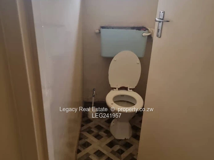 Charming Starter Home with Expansion Potential – Mabelreign