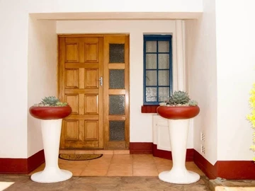 3 Bedroom Garden Flat