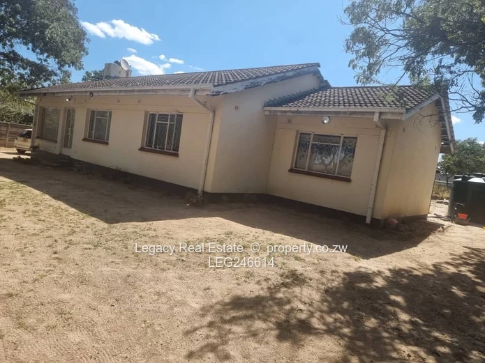 Comfortable Living Off Forbes Road,A Rare Find In Uplands Waterfalls