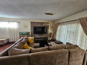 3 Bedroom Garden Flat