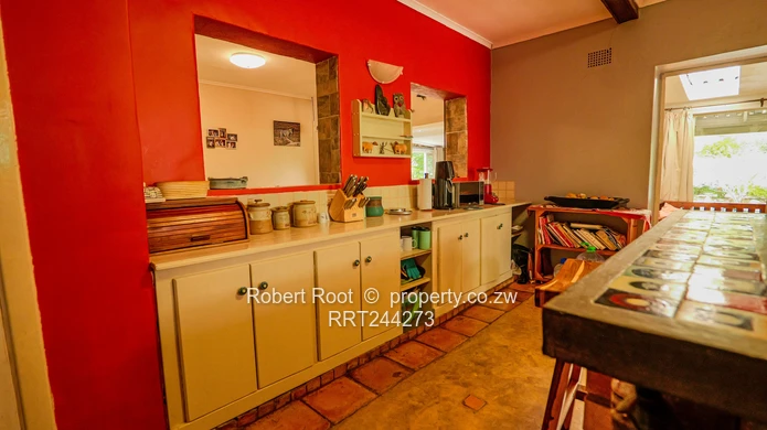 House for Sale in Monavale (Sole Mandate)