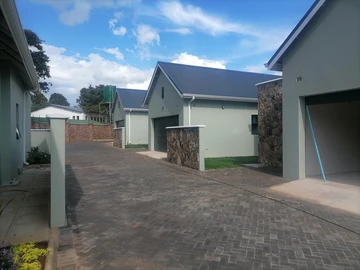 3 Bedroom Garden Flat