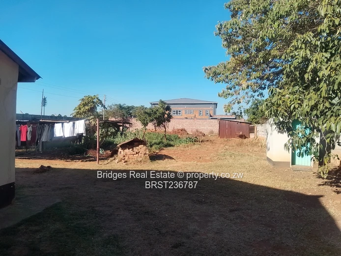 Develop or redevelop for light industrial work ,factory and ware house (Sole Mandate)