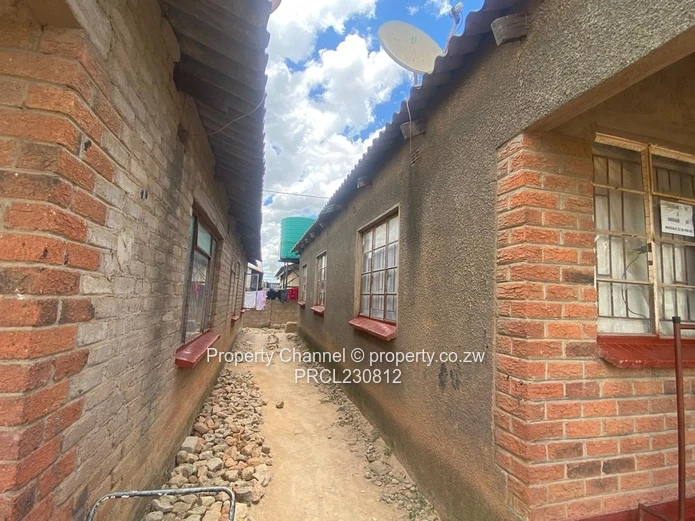 House For Sale In Zengeza 5 Ext Chitungwiza 