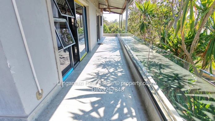 Spacious 5-Bed Townhouse Complex in Highlands - Borehole