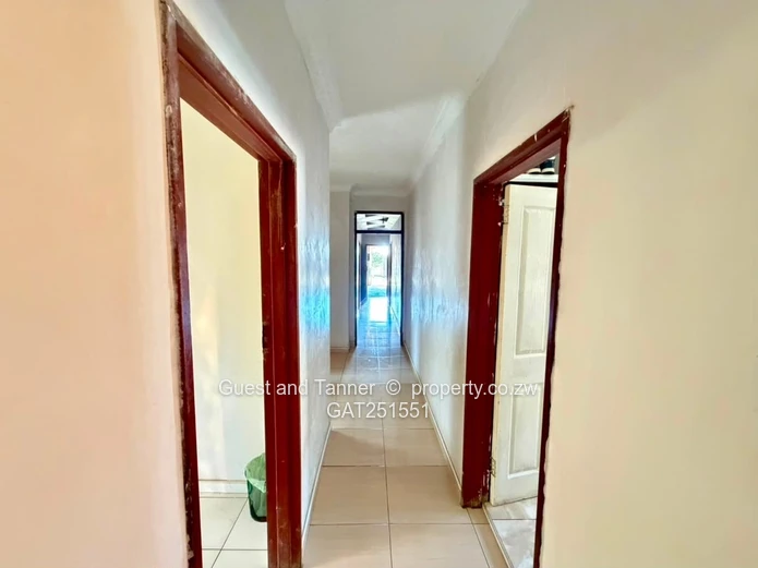 4-Bedroom House For Sale in Fairview, Westgate