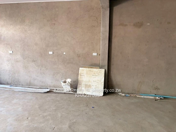 Chitungwiza Makoni shop for sale 