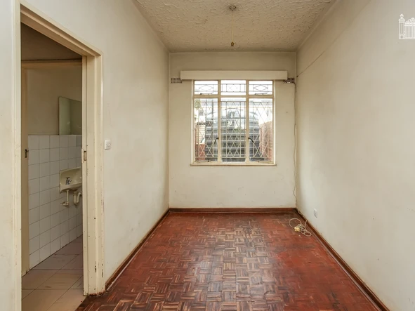 3 Bedroom Flat & Apartment