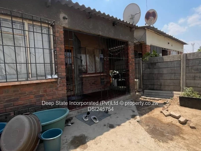 Chitungwiza zengeza 2 house for sale 