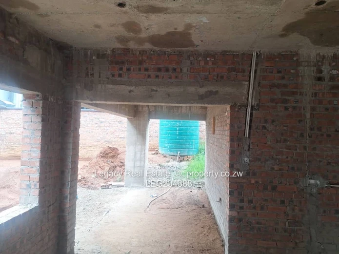 Incomplete 4-Bedroom Villa for Sale in  Carrick Creagh Estate