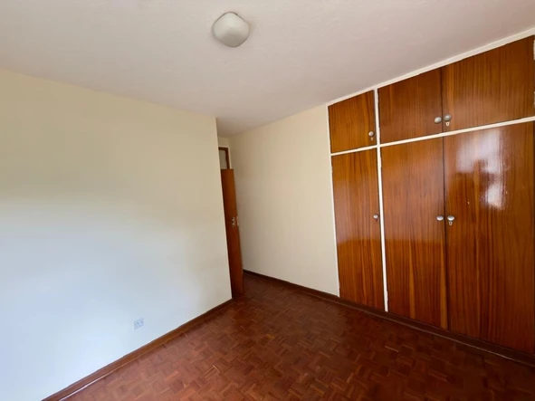 3 Bedroom Flat & Apartment