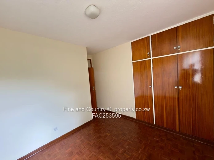 Ascot 3-Bedroom Flat to Rent 
