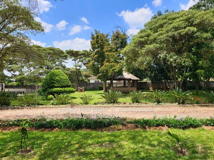 Strategic Commercial Property – Ideal for Corporate HQ or Logistics