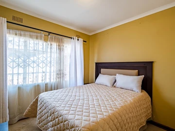 3 Bedroom Garden Flat