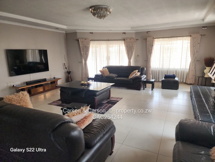 Belvedere  - 5 Bed, Spacious Lawn & Borehole