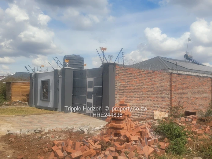 200m² Vacant Stand in Warren Park D — Near New Homes & Gate