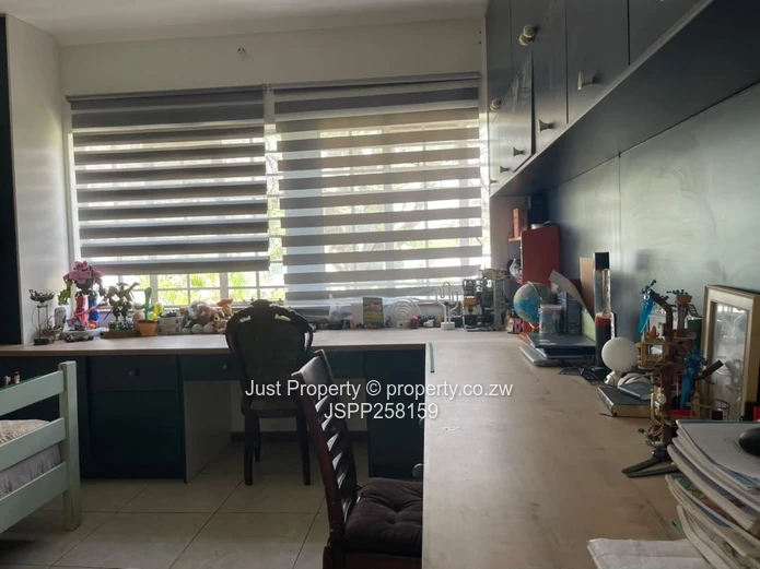 Upper Avenues modern garden flat diplomatic community 