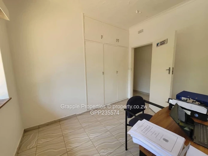 Greystone Park house to let