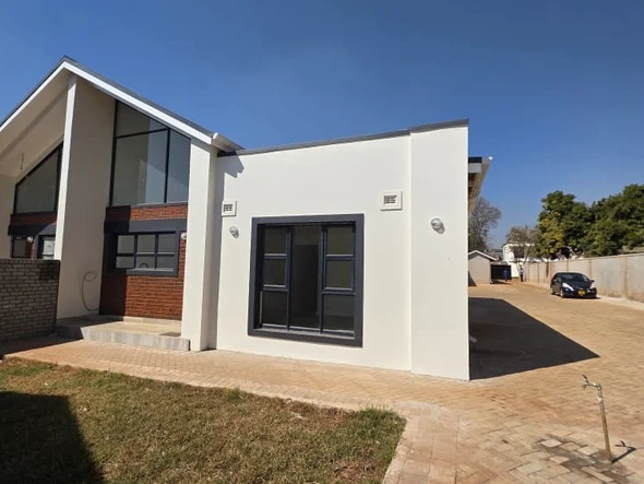 3 Bedroom Garden Flat