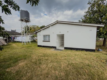 6 Bedroom House