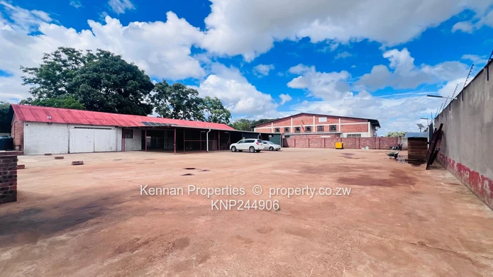 Warehouse, Approx 800 sqm under roof.