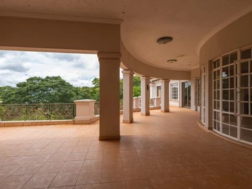 4 Bedroom Townhouse Complex